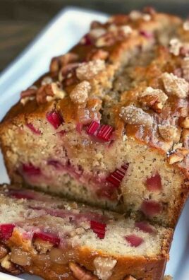 Cinnamon Rhubarb Bread Recipe