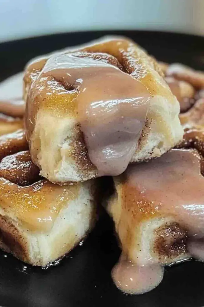 King’s Hawaiian Cinnamon Rolls