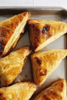 apple turnovers with puff pastry