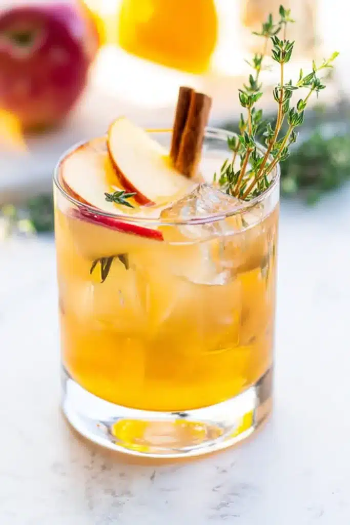 apple cider cocktail