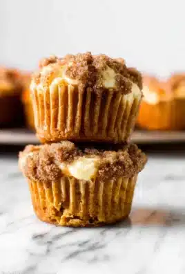 pumpkin cream cheese muffins