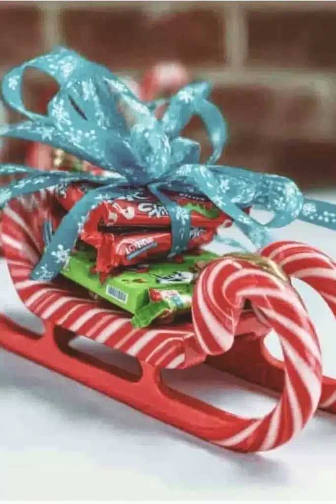 Candy Cane Sleigh - aryarecipes.com
