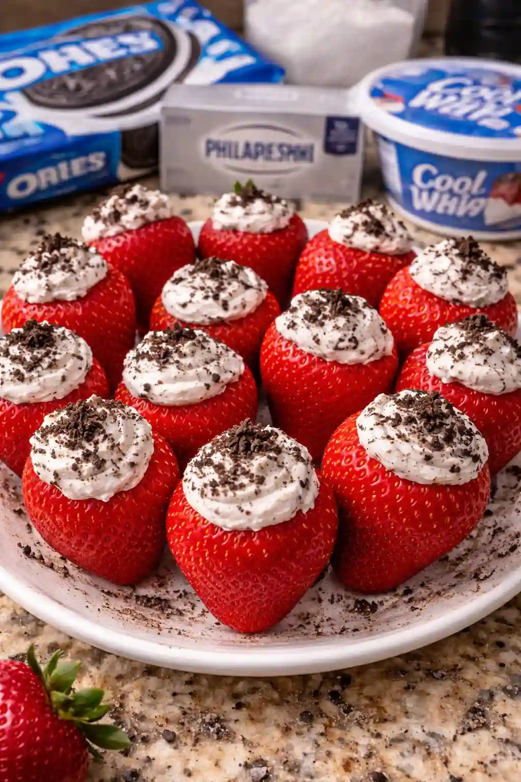 Oreo Fluff Stuffed Strawberries